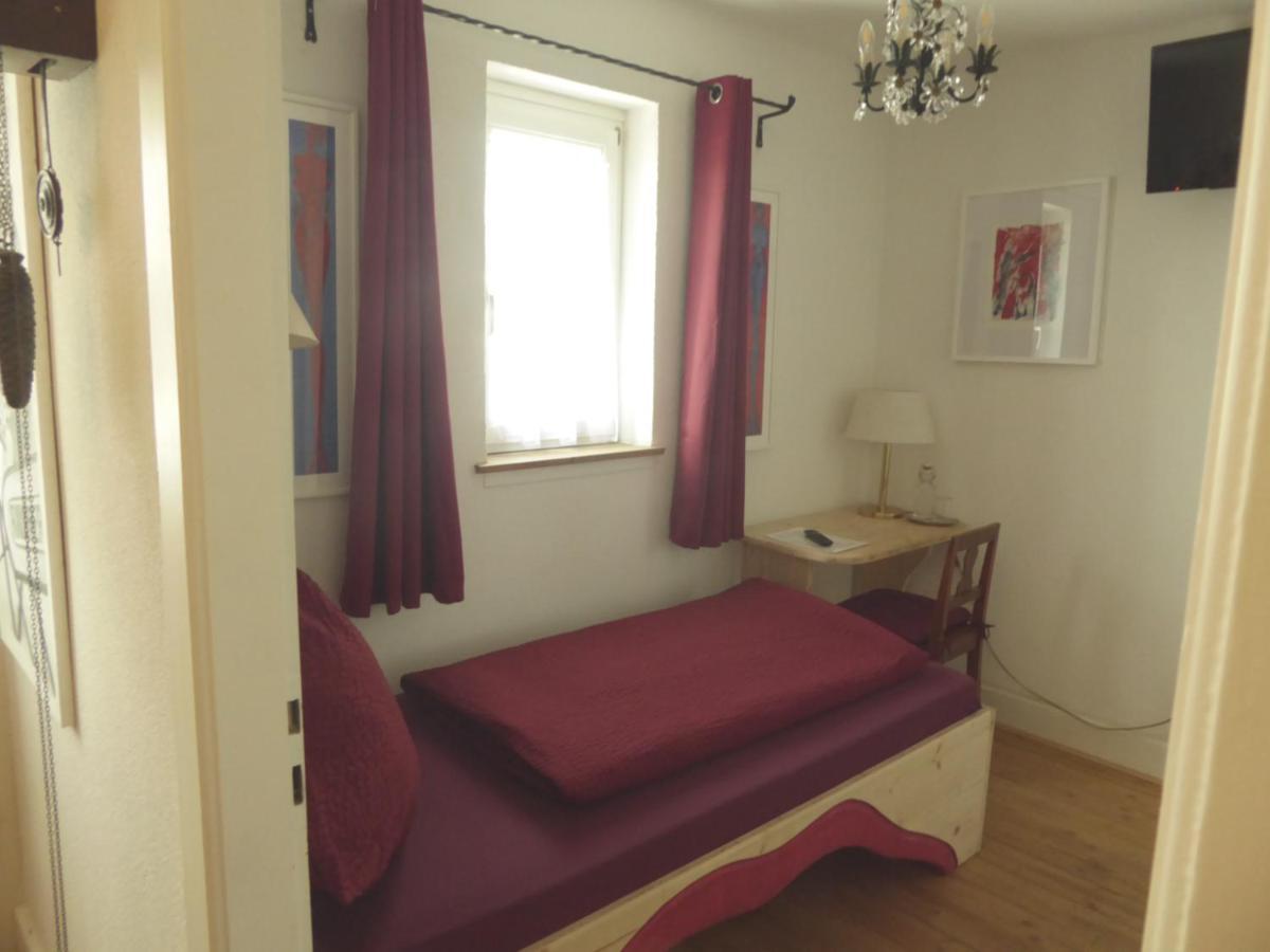 Pension Zur Rose Weil am Rhein Buitenkant foto