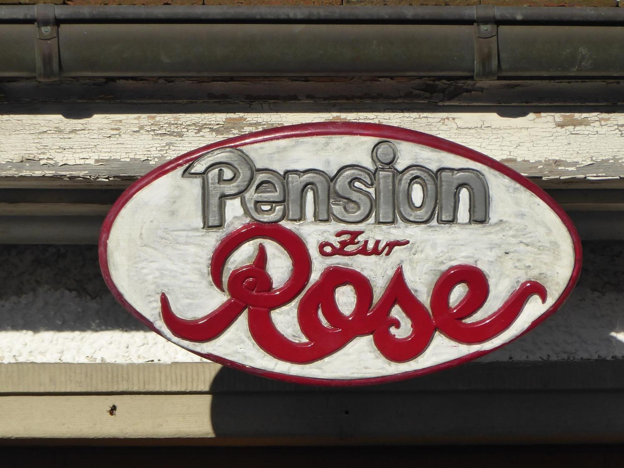 Pension Zur Rose Weil am Rhein Buitenkant foto