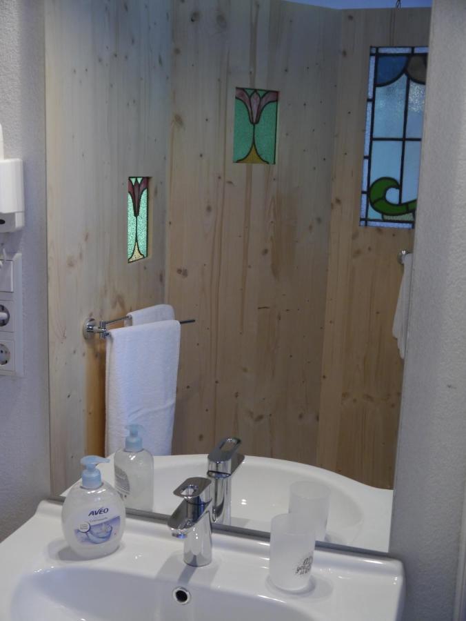 Pension Zur Rose Weil am Rhein Buitenkant foto